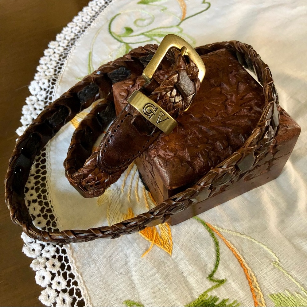 Vintage Gloria Vanderbilt Dark Brown Woven Leather Belt. Brass Buckle M/L